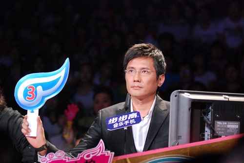 快女評委矛盾激化 巫啟賢炮轟包小柏不懂尊重 快女評委矛盾激化 巫啟賢炮轟包小柏不懂尊重