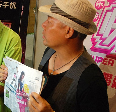 快女評委矛盾激化 巫啟賢炮轟包小柏不懂尊重 快女評委矛盾激化 巫啟賢炮轟包小柏不懂尊重